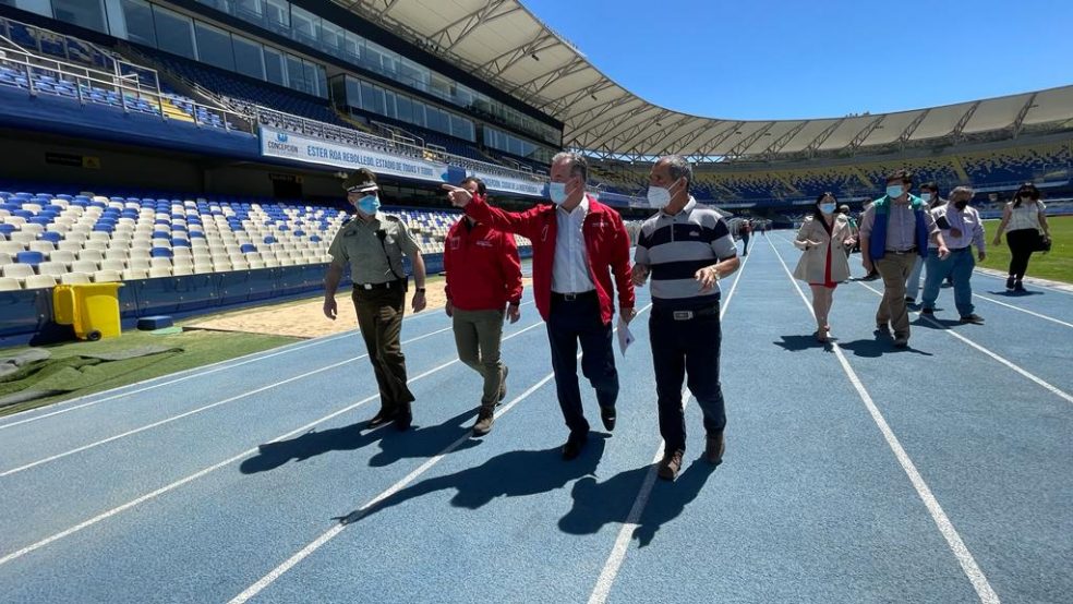 Autoridades realizan visita inspectiva a Estadio Ester Roa de Concepción en la antesala por la Supercopa 2021