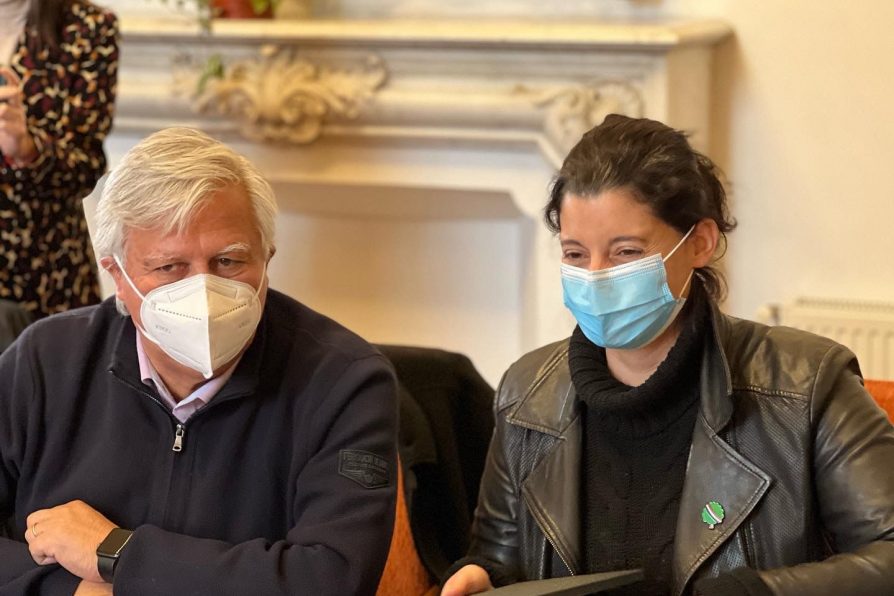 <strong>Delegada Daniela Dresdner lideró reunión con parlamentarios por Estado de Excepción</strong>