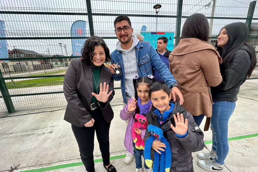 20 familias recibieron sus llaves para proyecto de integración social en San Pedro de la Paz