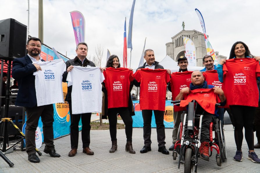 Antorcha Panamericana llega al Biobío en medio de tradicional Media Maratón regional