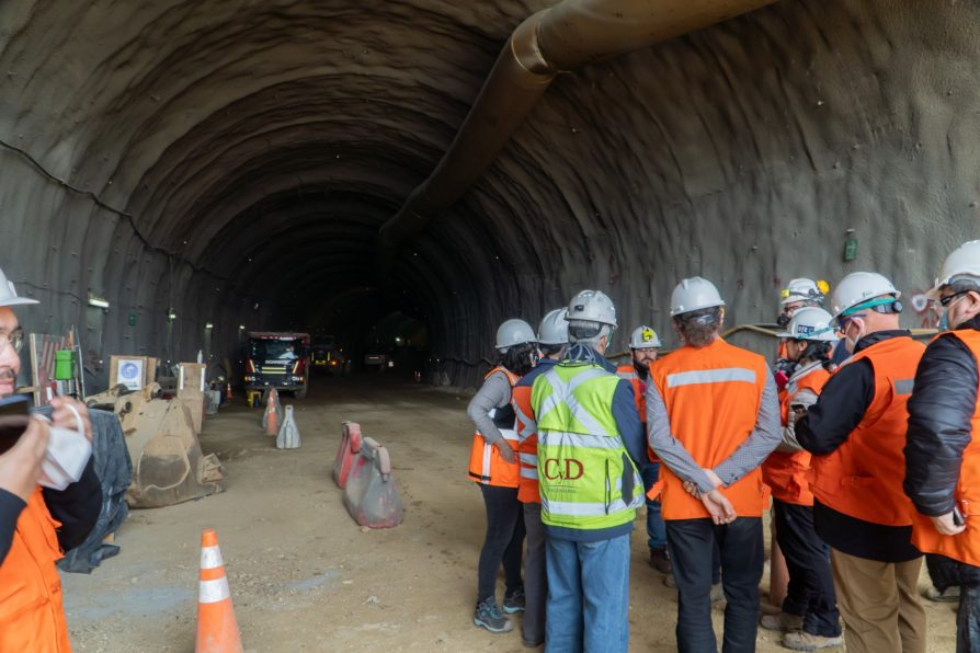 Obras de construcción de túnel y nuevo Puente Ferroviario se acercan al 30% de avance