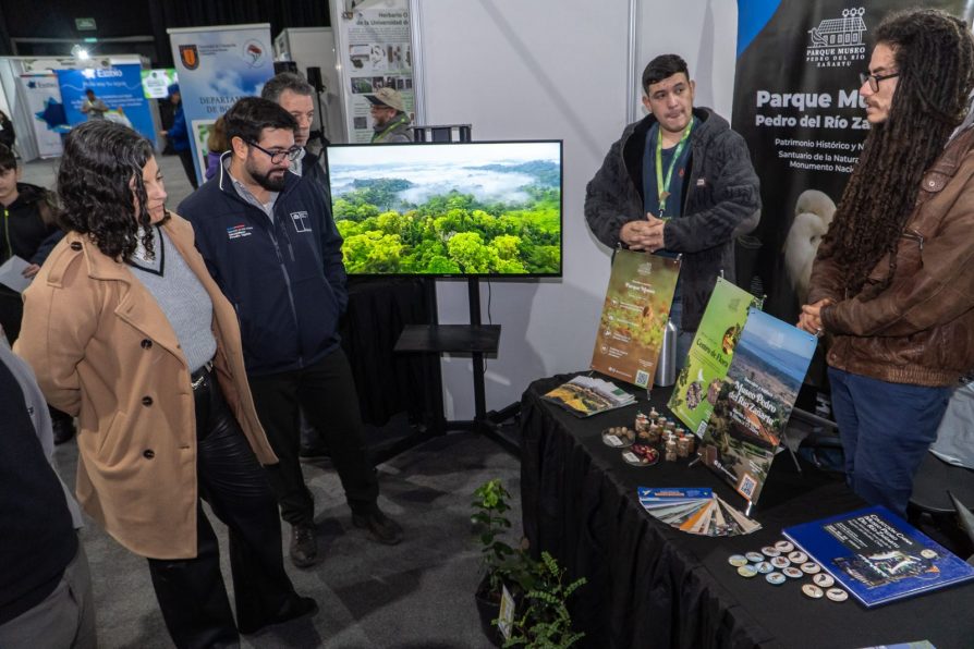 Feria Regional del Medio Ambiente en Hualpén fomenta educación y acción climática