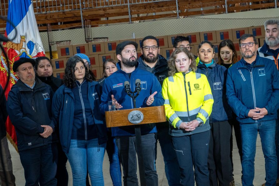 Presidente Gabriel Boric anuncia concreción de ayudas tempranas para damnificados en la Región del Biobío