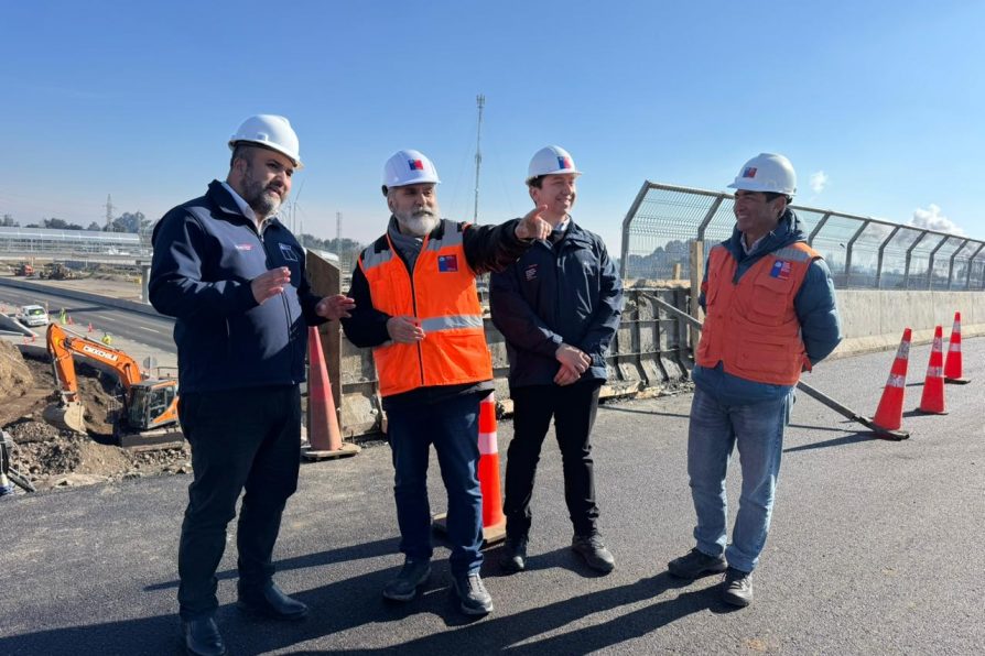 Autoridades visitan obras de Ruta Nahuelbuta y anuncian próxima puesta en marcha a fines de agosto