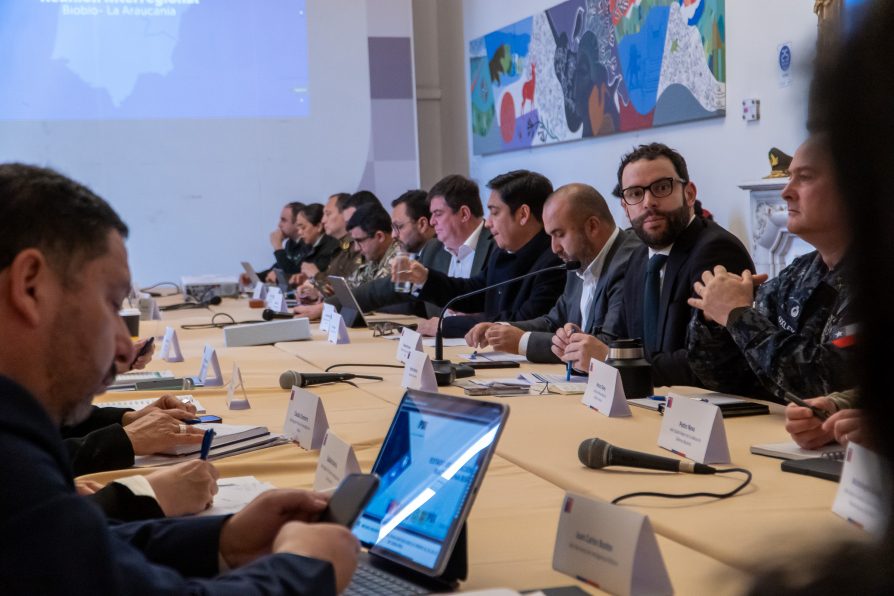Reunión interregional ratifica baja en hechos de violencia y avances en desarrollo de Biobío y La Araucanía