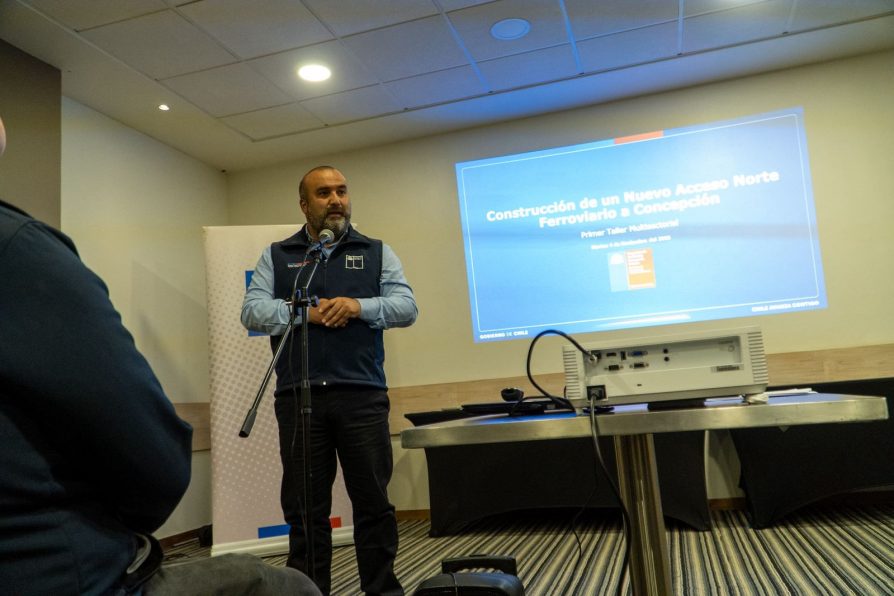Autoridades participan en taller multisectorial de estudio de prefactibilidad de acceso ferroviario norte a Concepción