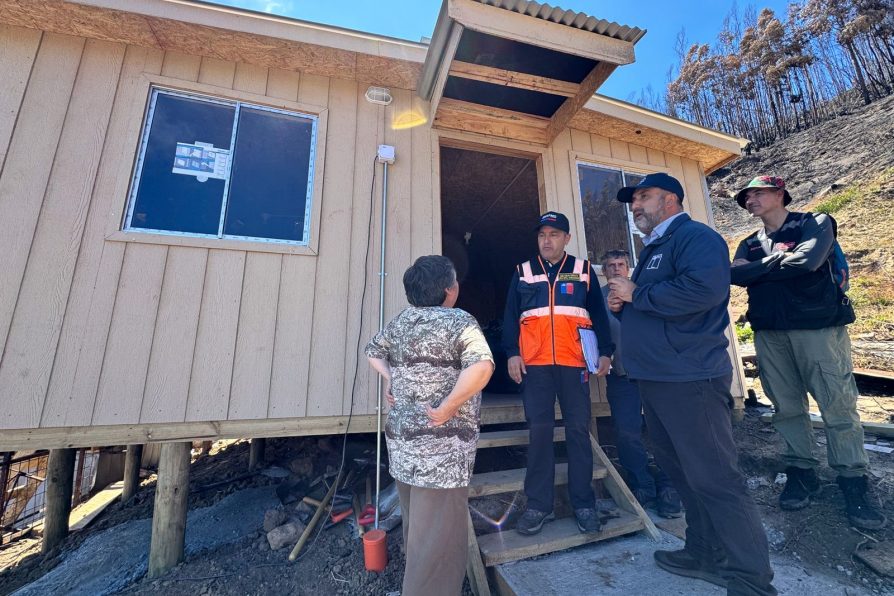 Biobío cierra ayudas tempranas con entrega de bonos y cobertura de viviendas de emergencia se acerca al 100%