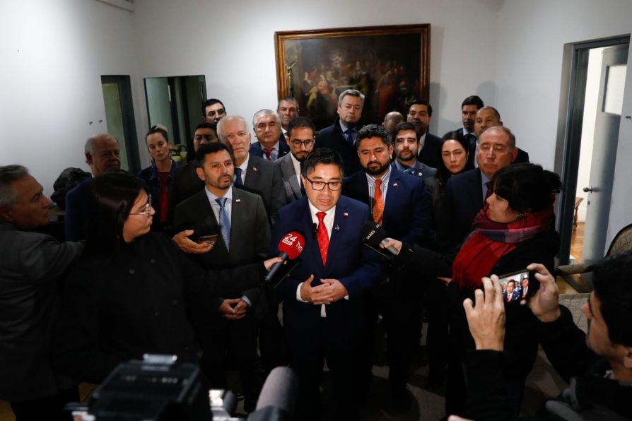 Delegado Presidencial Julio Anativia encabeza el Gabinete Regional del Biobío para presenciar la Primera Cuenta Pública del Presidente José Antonio Kast