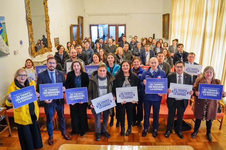 100% Pacientes Contactados del Plan de Alerta Oncológica: Delegado Presidencial Julio Anativia presente en la entrega de resultados en la Región del Biobío.