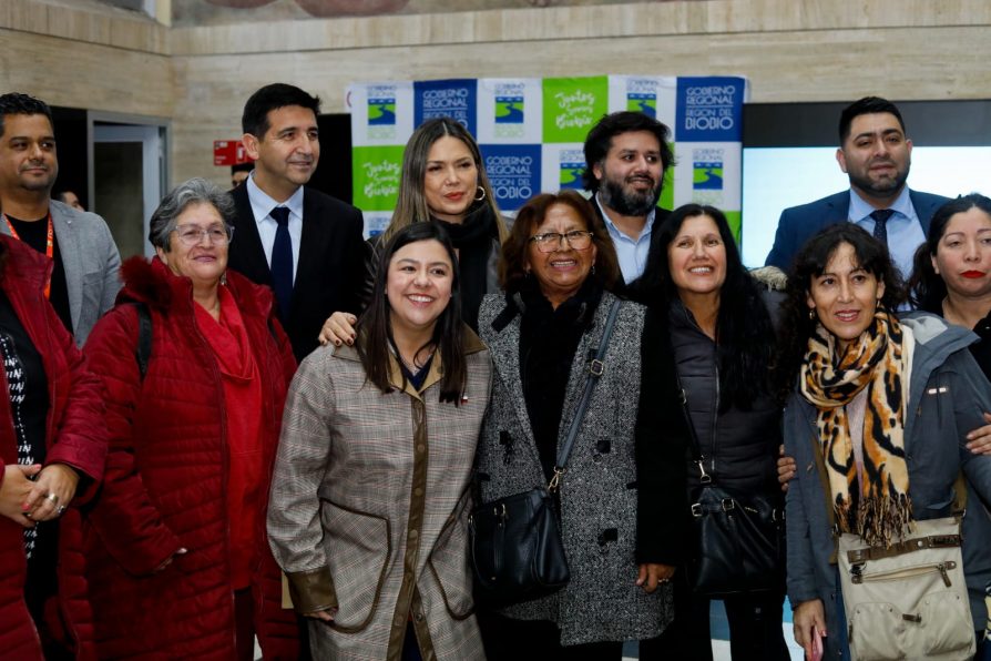 El Delegado Presidencial Regional del Biobío, Julio Anativia, encabezó la jornada de lanzamiento oficial del Plan de Egreso 2026 del Programa Inversión en la Comunidad (ProEmpleo)
