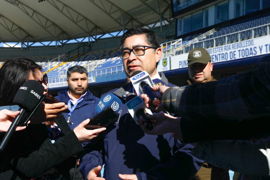 Relizan inspección de seguridad en el Estadio Ester Roa ante encuentro entre Huachipato y Colo Colo