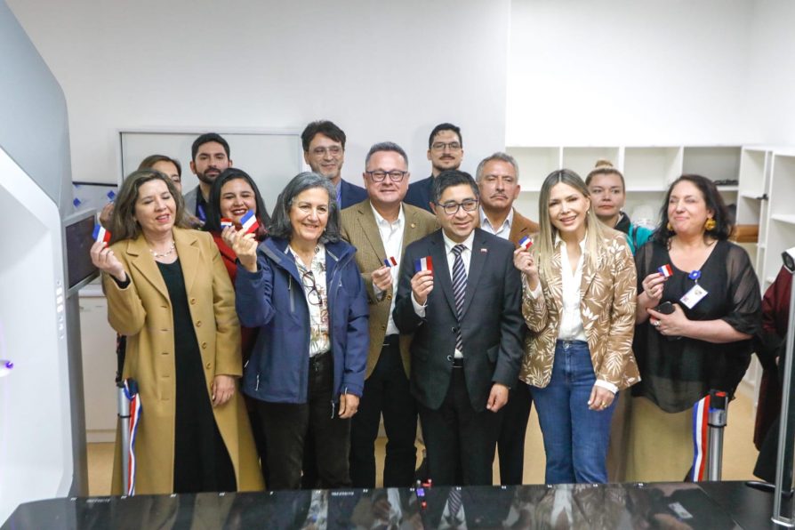 Ministra de Salud inaugura nuevo acelerador lineal para fortalecer tratamientos oncológicos en la Región del Biobío