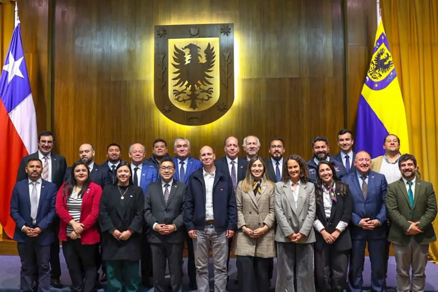 Ministro Arrau lidera análisis de seguridad en San Pedro de la Paz y encabeza Gabinete Regional